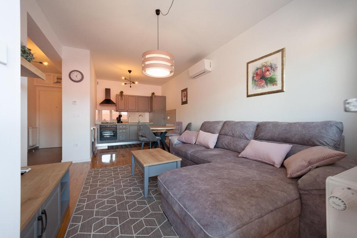 Apartman Pepper Osijek Eksteriør billede